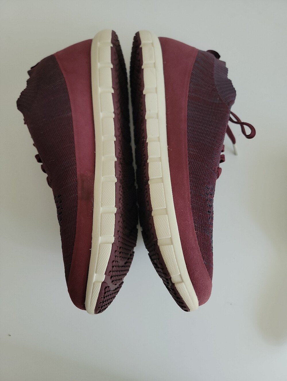 Altra Men's Knit Sneakers - Burgundy with White Sole 9.5 - Picture 5 of 11